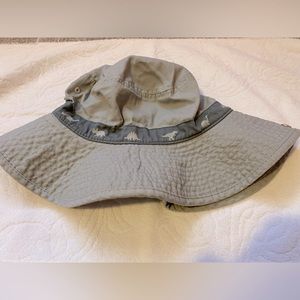 Child’s hat with dinosaur trim in size 4-8